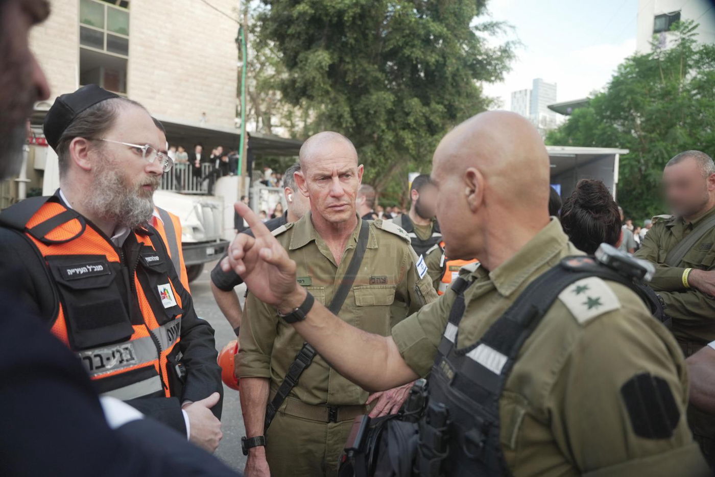 זופניק בכיכר | כל התמונות, הנייעס והחשיפות של המלחמה שאסור לכם לפספס