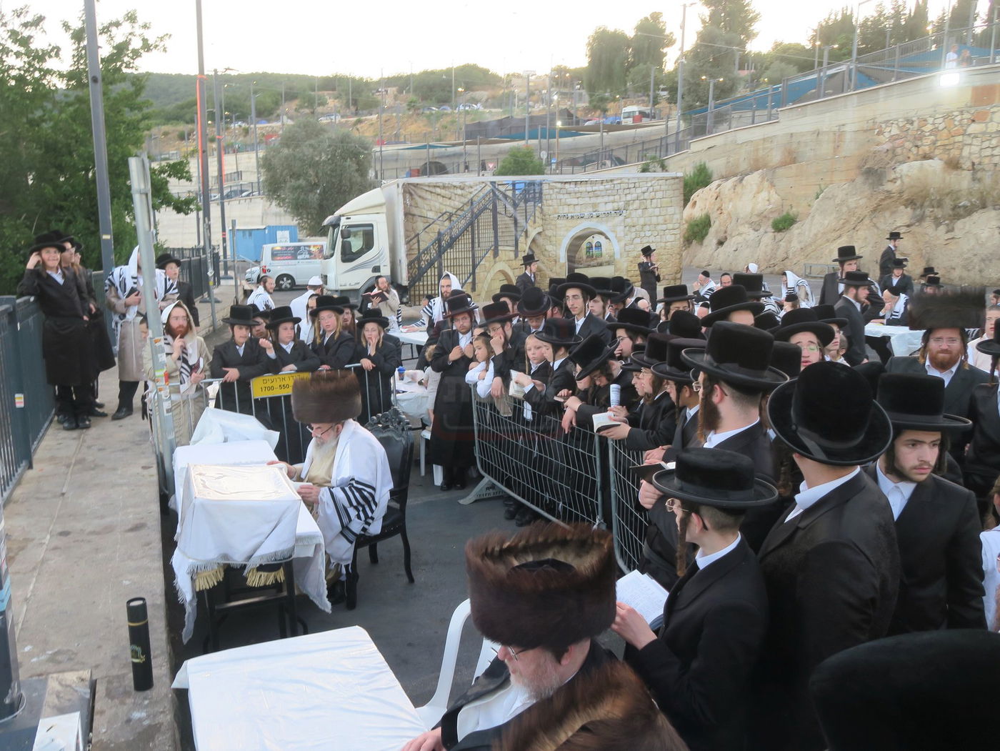 האדמו"ר מלעלוב שבת בהעלותך במירון