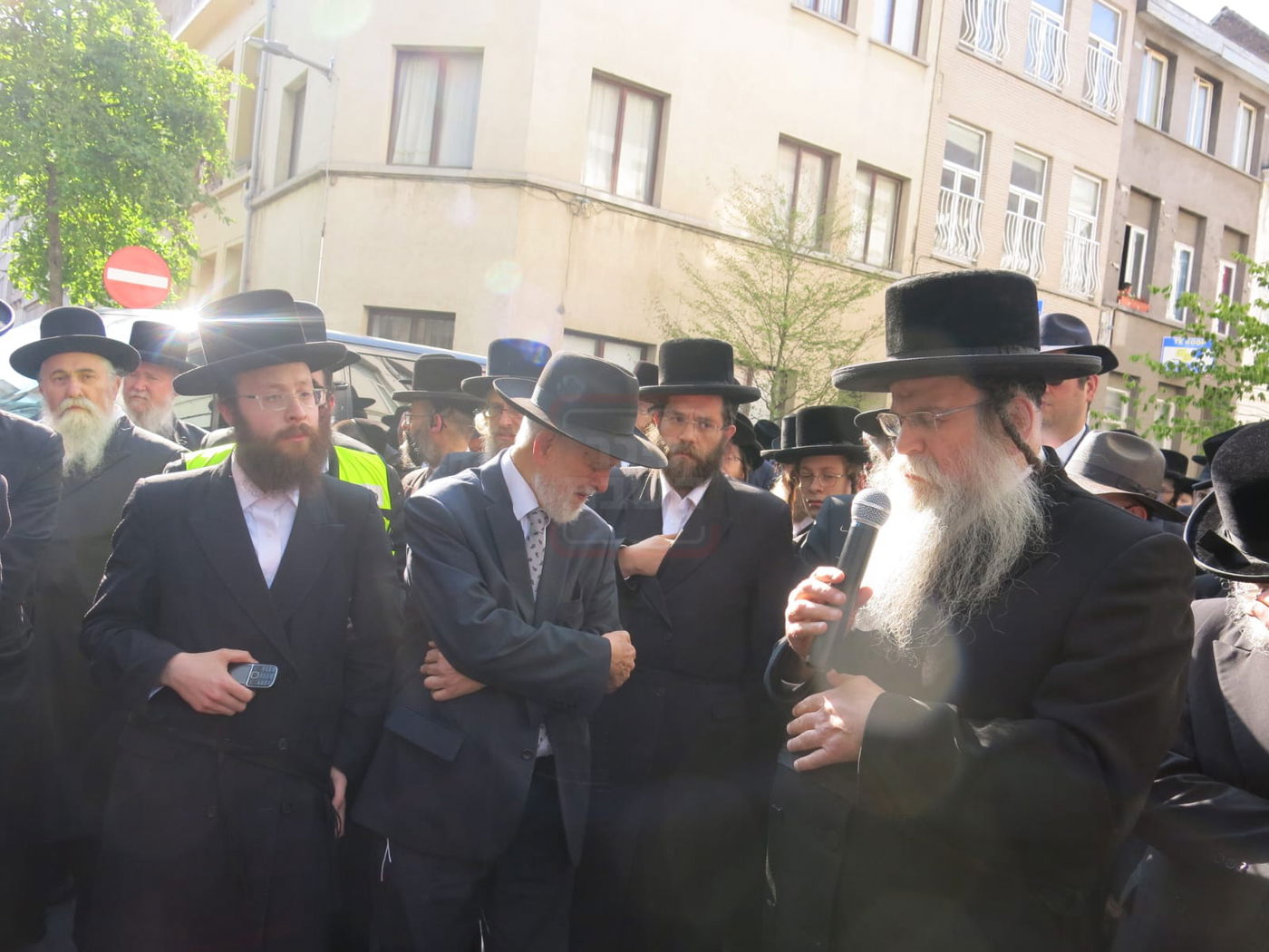 הלוויית הילד יהודא אלטר ווייס ז''ל מאנטווערפן