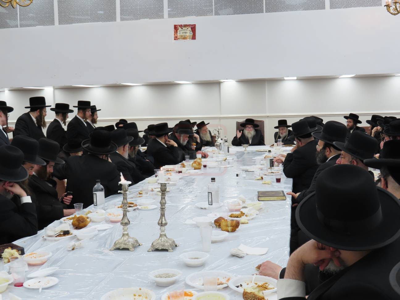 הילולא קדישא בתולדות צבי דספינקא