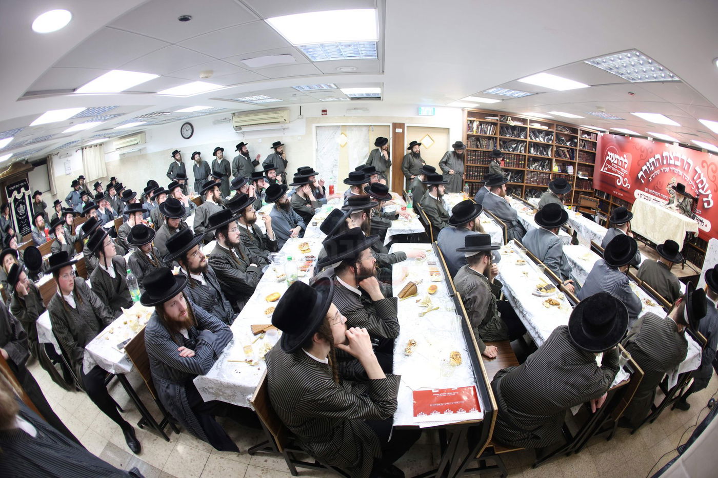 מעמד "הרבצת תורה" בתולדות אהרן 