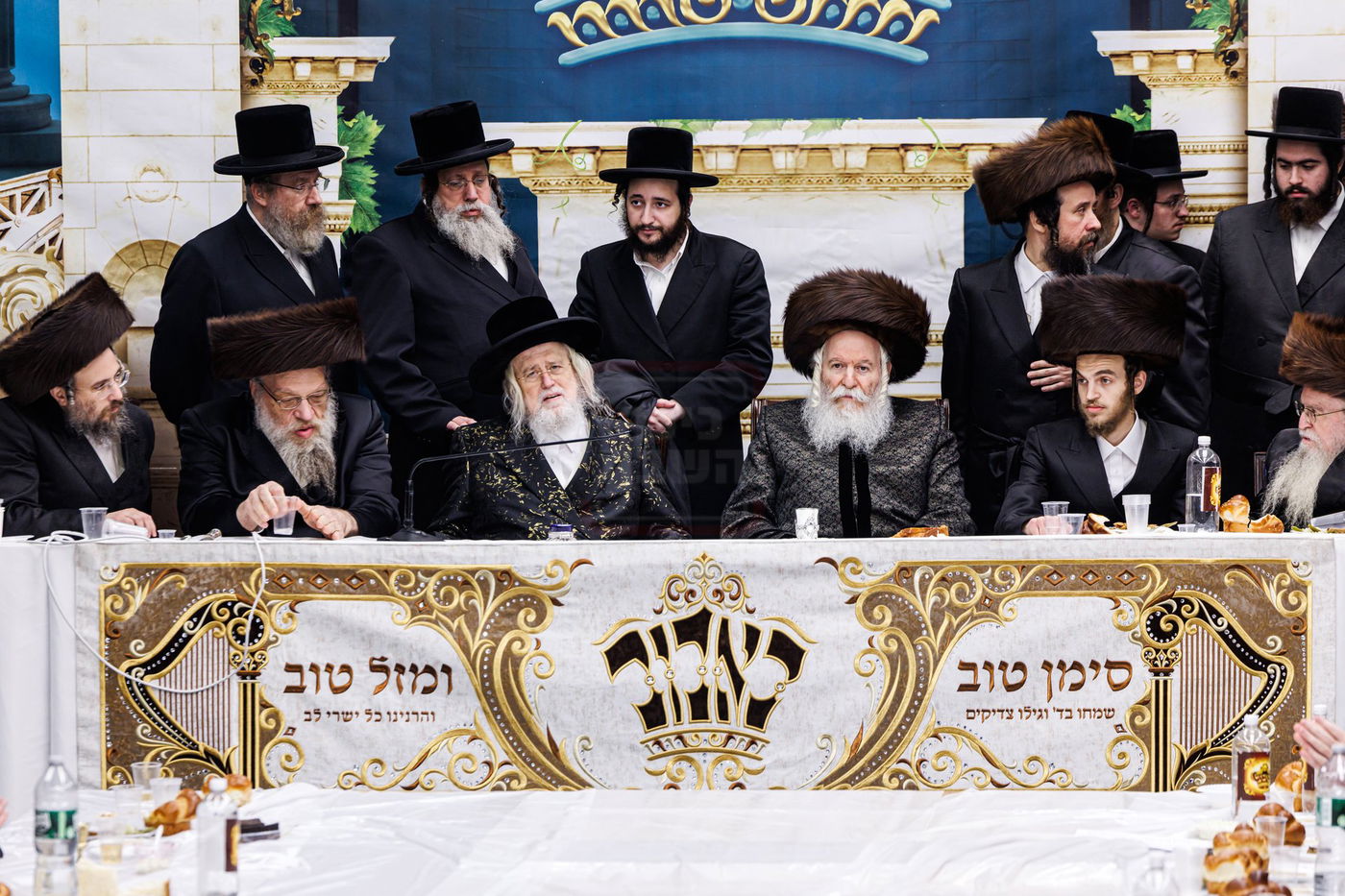 שמחת שבע ברכות לנכדת האדמו"ר מבאבוב