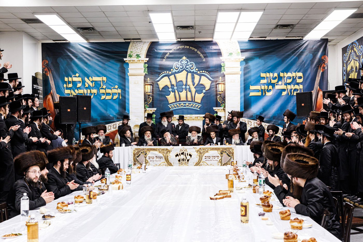 שמחת שבע ברכות לנכדת האדמו"ר מבאבוב