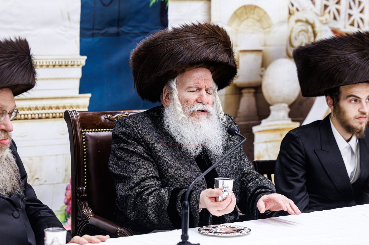 שמחת שבע ברכות לנכדת האדמו"ר מבאבוב