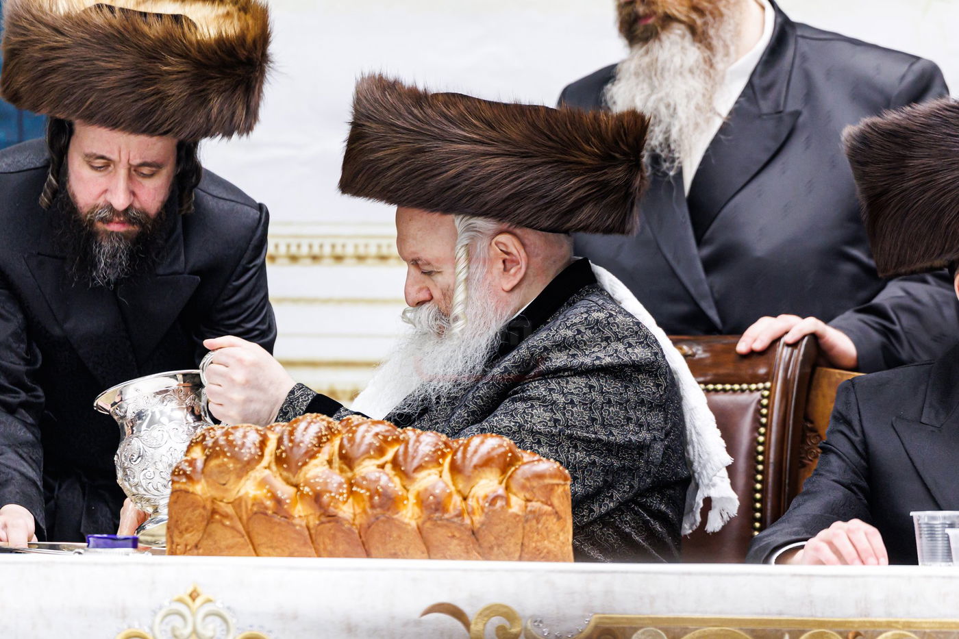 שמחת שבע ברכות לנכדת האדמו"ר מבאבוב