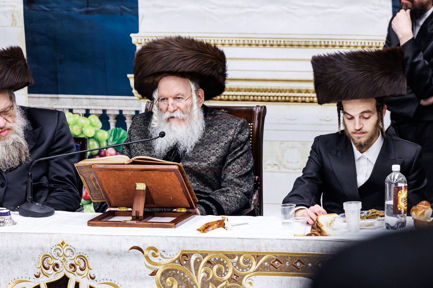 שמחת שבע ברכות לנכדת האדמו"ר מבאבוב