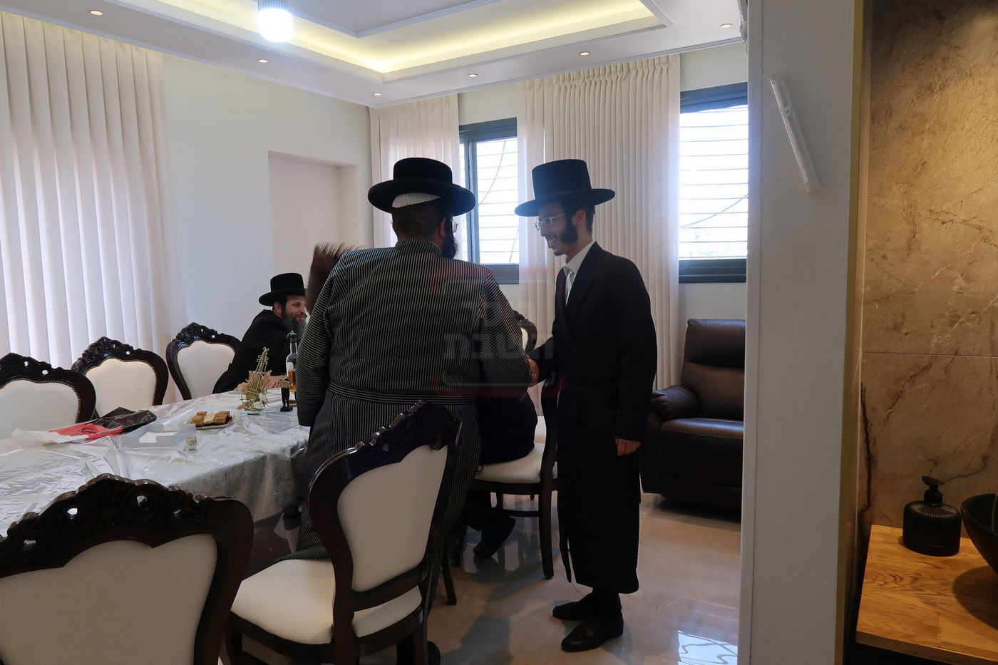 שמחת בית נדבורנה - מאקאווא - קאסוב ויז'ניץ - קומרנא 