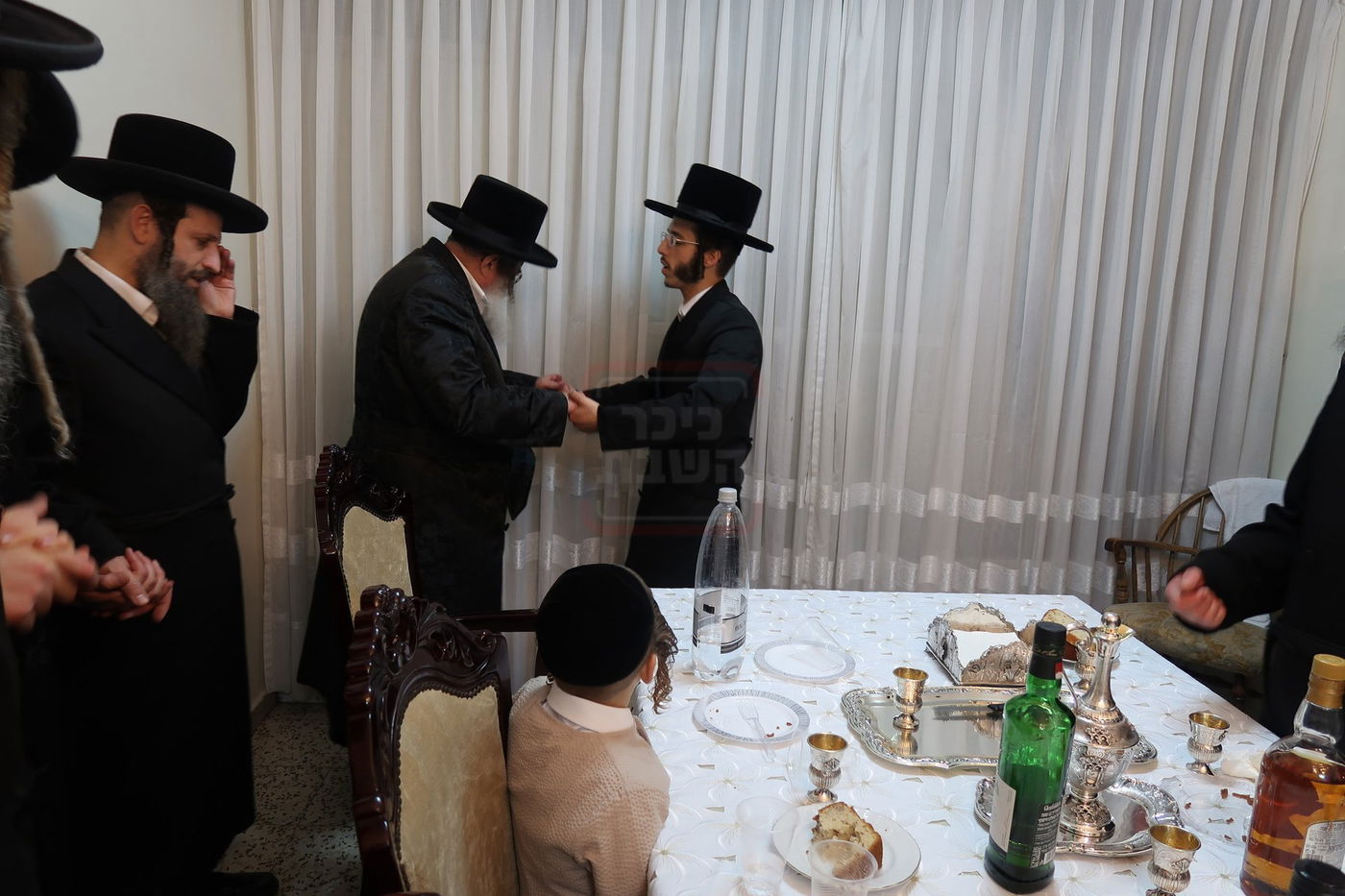 שמחת בית נדבורנה - מאקאווא - קאסוב ויז'ניץ - קומרנא 