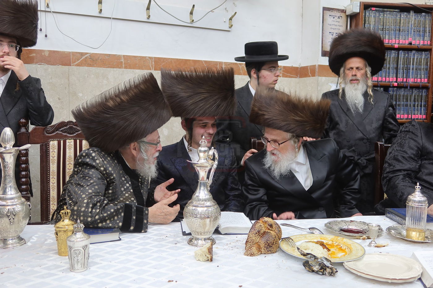 שבע ברכות בחצרות סטראפקוב -קרעטשניף י-ם -הארנסטייפאל -זלאטשוב