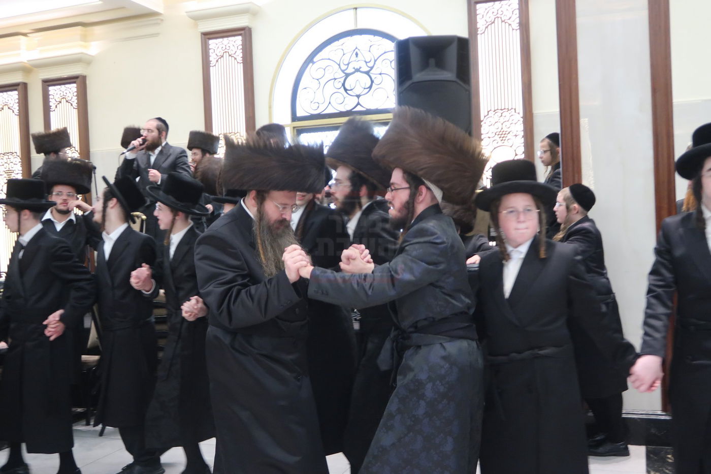 שמחת בית טשארנאביל - ראדושיץ -ראזלא