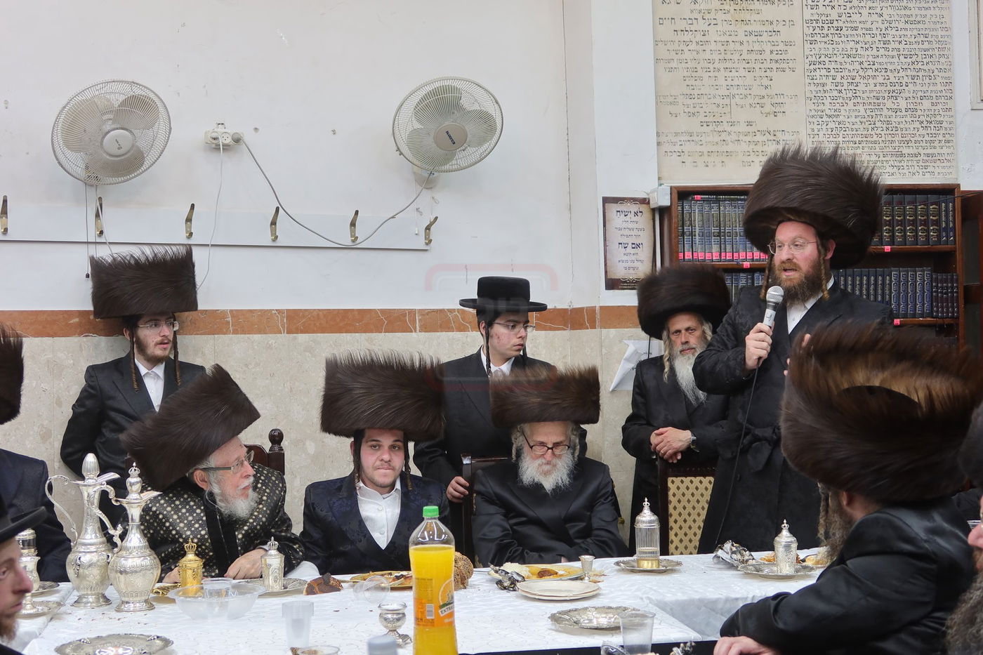 שבע ברכות בחצרות סטראפקוב -קרעטשניף י-ם -הארנסטייפאל -זלאטשוב