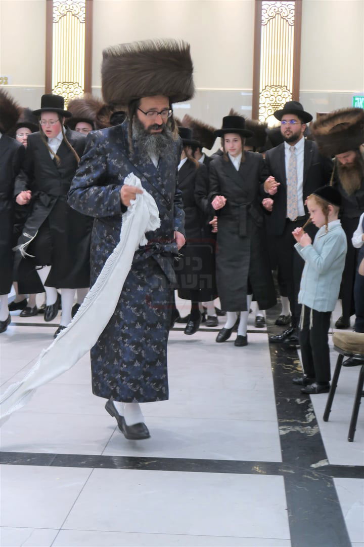 שמחת בית טשארנאביל - ראדושיץ -ראזלא