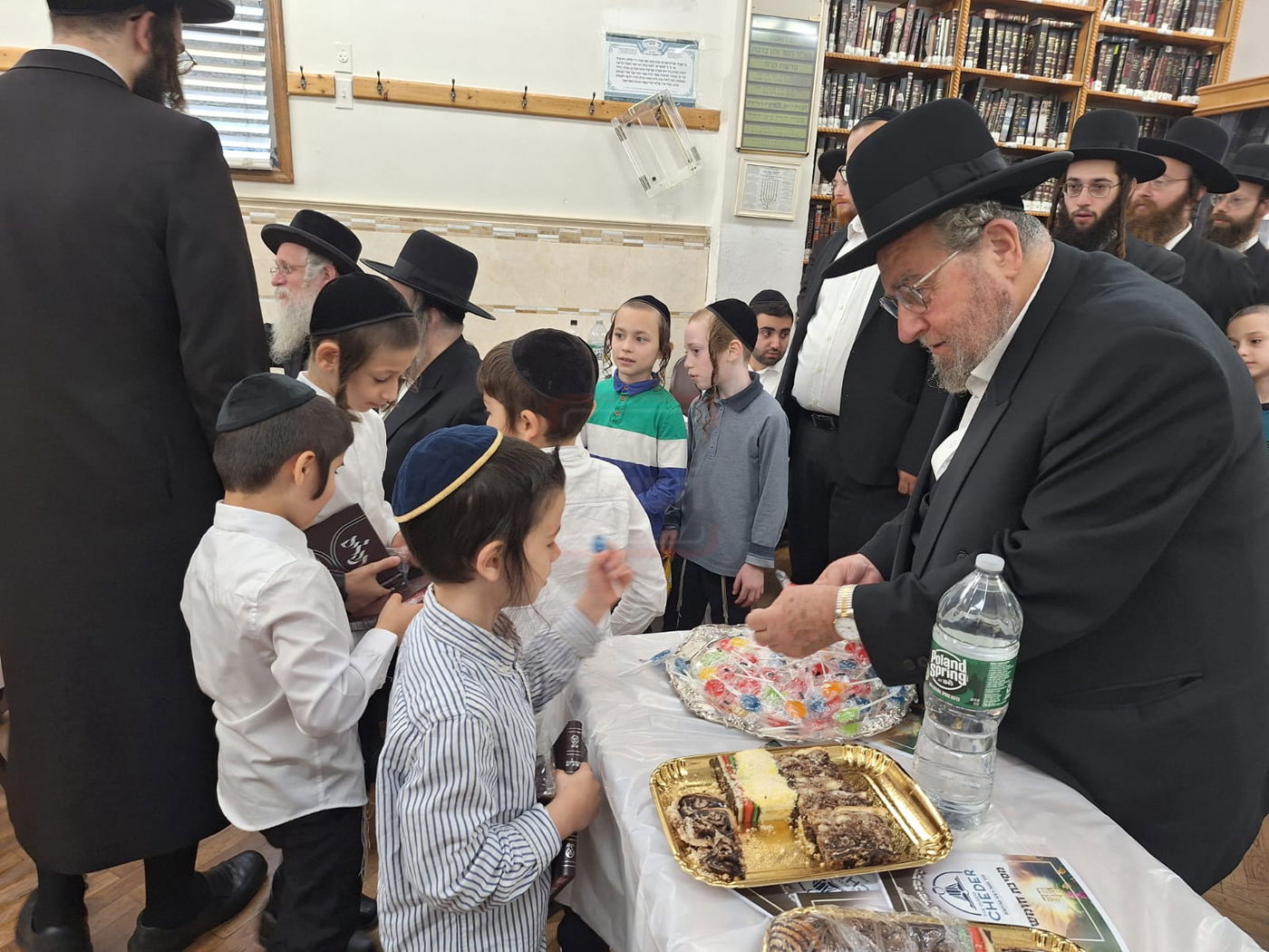 מסיבת החומש אצל האדמו"ר מקאלוב