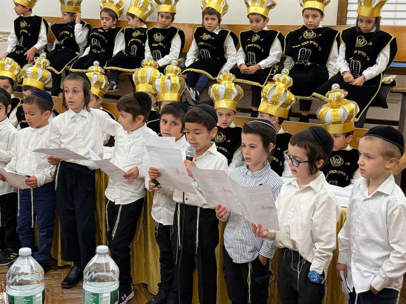 מסיבת החומש אצל האדמו"ר מקאלוב