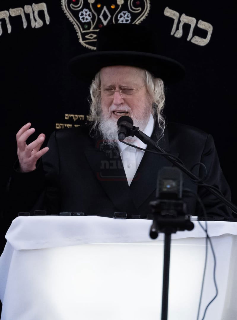 האדמו"ר ממונקאטש בישיבת טלז