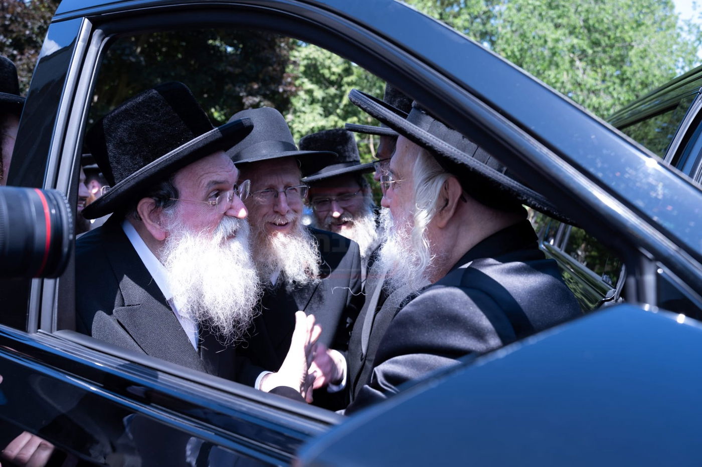 האדמו"ר ממונקאטש בישיבת טלז