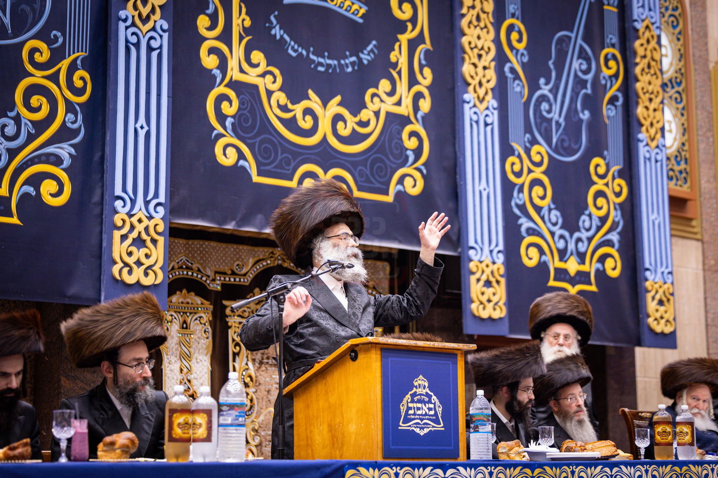 שמחת שבע ברכות לנכדת האדמו"ר מבאבוב