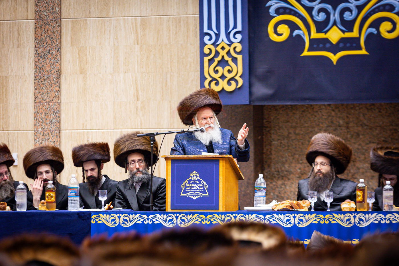 שמחת שבע ברכות לנכדת האדמו"ר מבאבוב