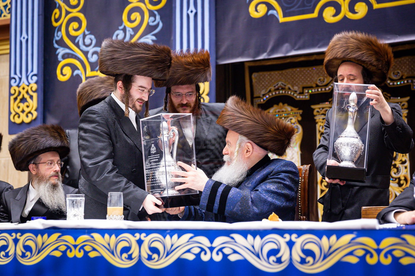 שמחת שבע ברכות לנכדת האדמו"ר מבאבוב