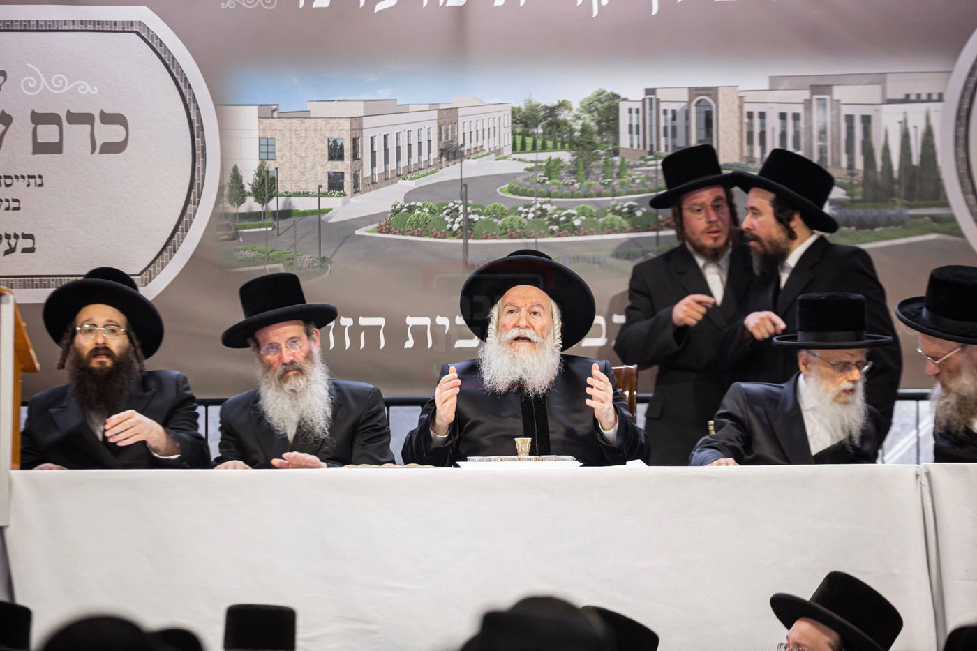 הנחת אבן הפינה לישיבה כרם שלמה ד'באבוב