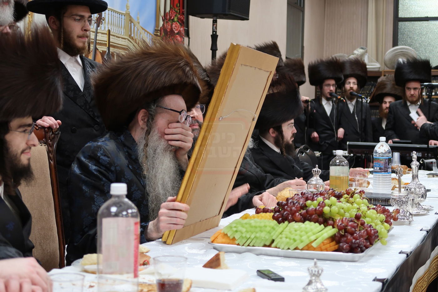 שבע ברכות בצאנז זוועהיל ע"י הנהלת הקהילה