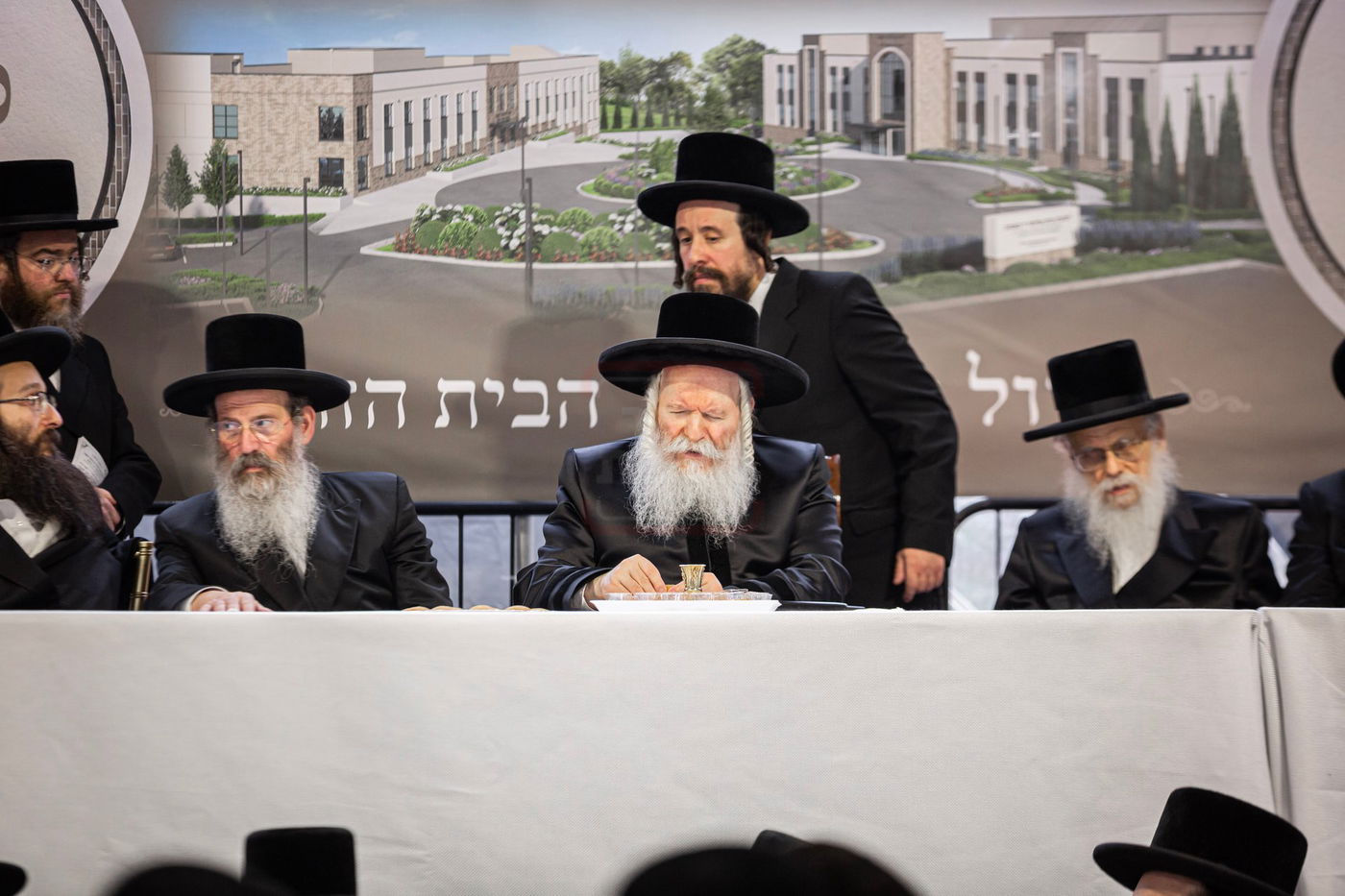 הנחת אבן הפינה לישיבה כרם שלמה ד'באבוב