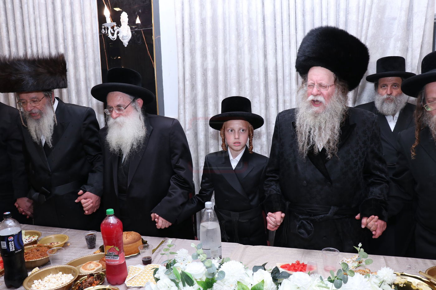 האדמו"ר מיארסלוב בריקוד