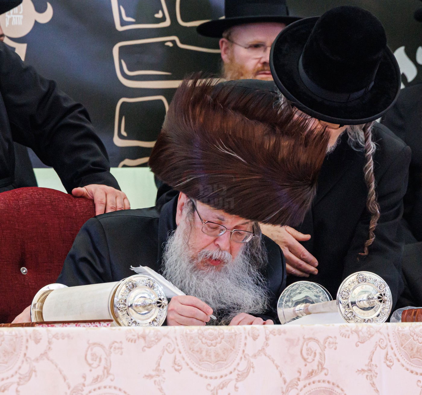 האדמו"ר מטאהש במסע הקודש להונגריה