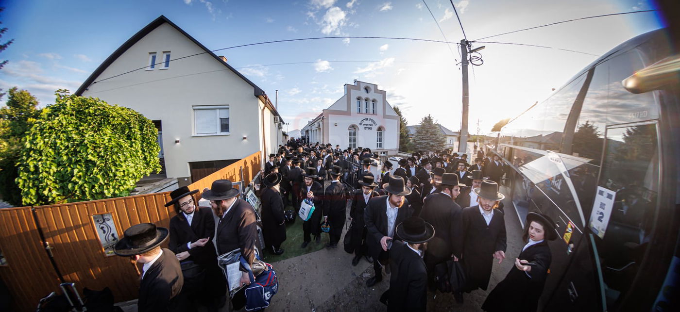 האדמו"ר מטאהש במסע הקודש להונגריה