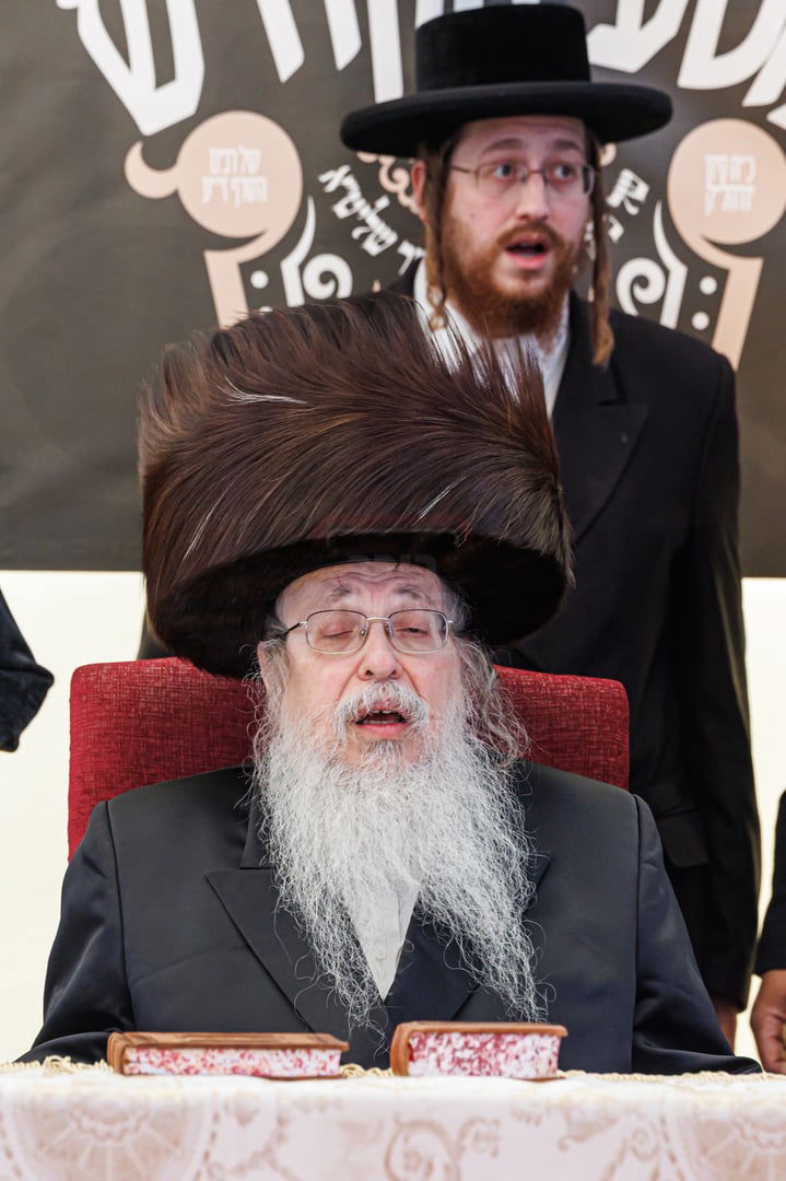 האדמו"ר מטאהש במסע הקודש להונגריה