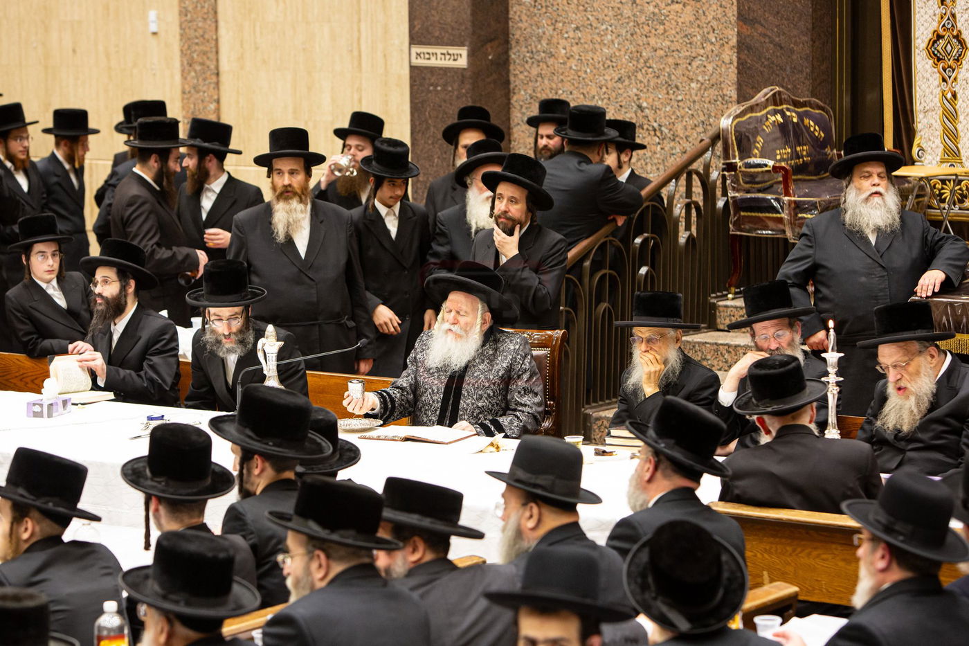 סעודת ראש חודש תמוז, בשילוב הילולא קדישא בבאבוב