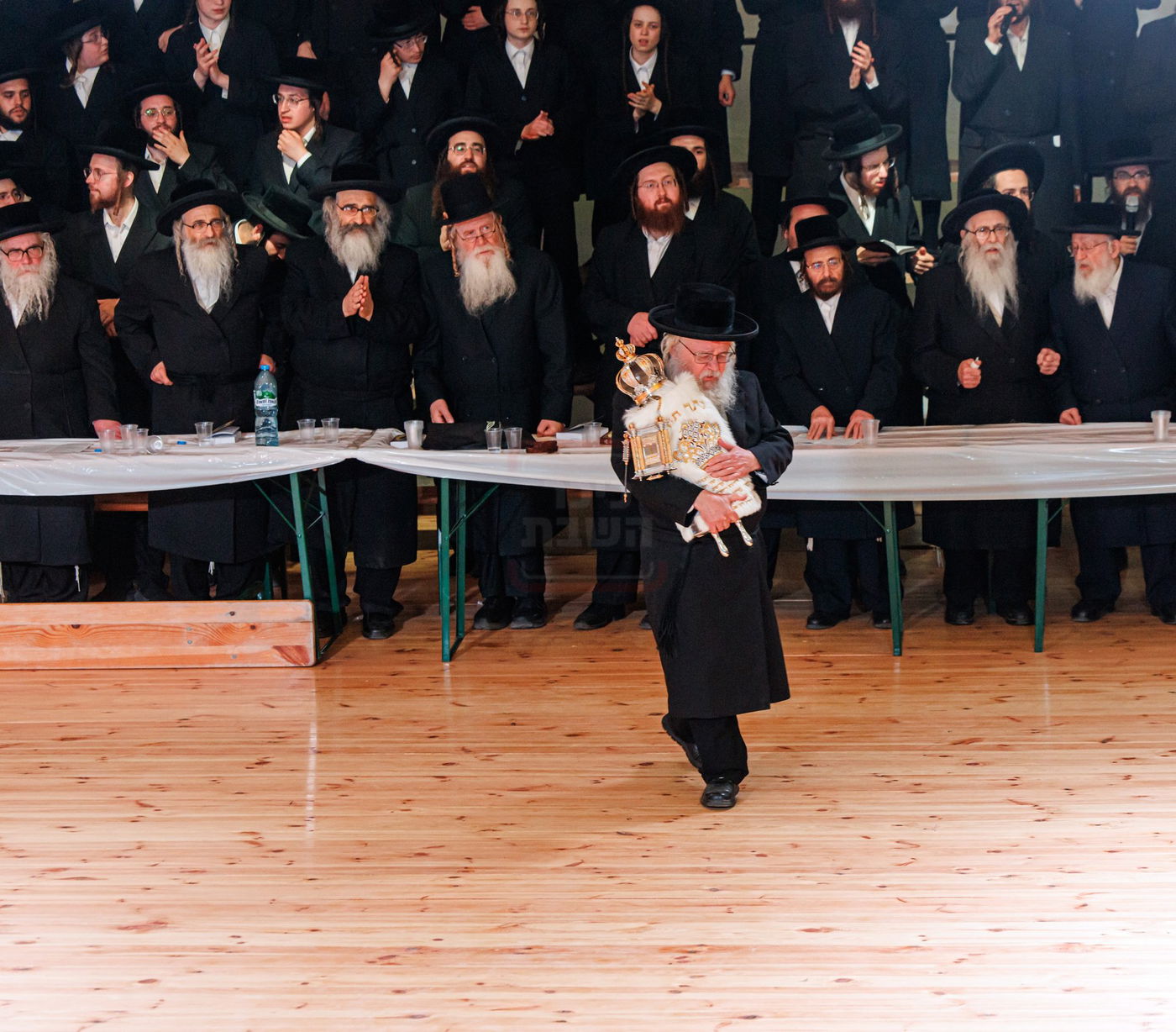 האדמו"ר מטאהש במסע הקודש להונגריה