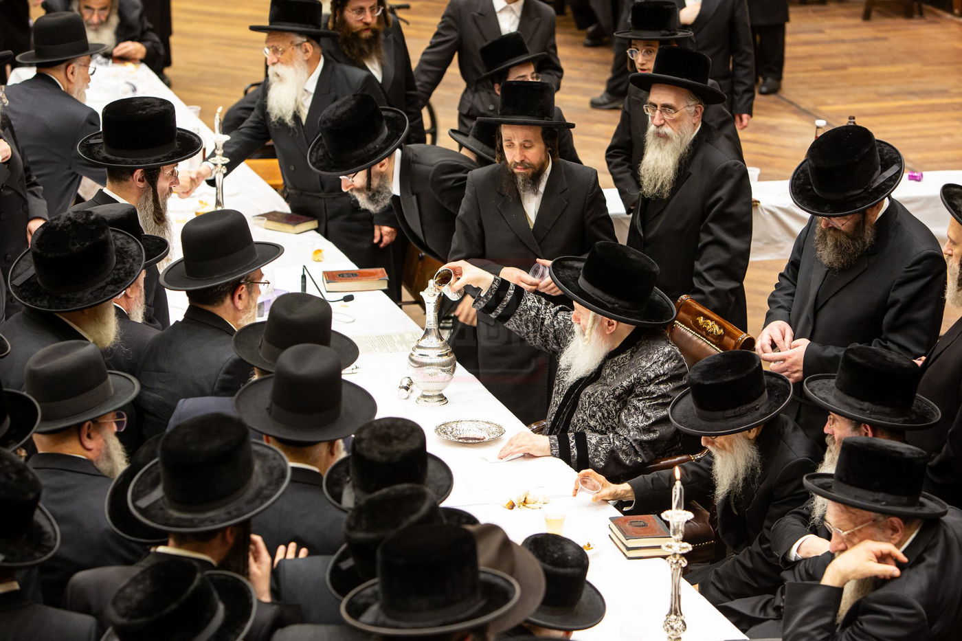 סעודת ראש חודש תמוז, בשילוב הילולא קדישא בבאבוב