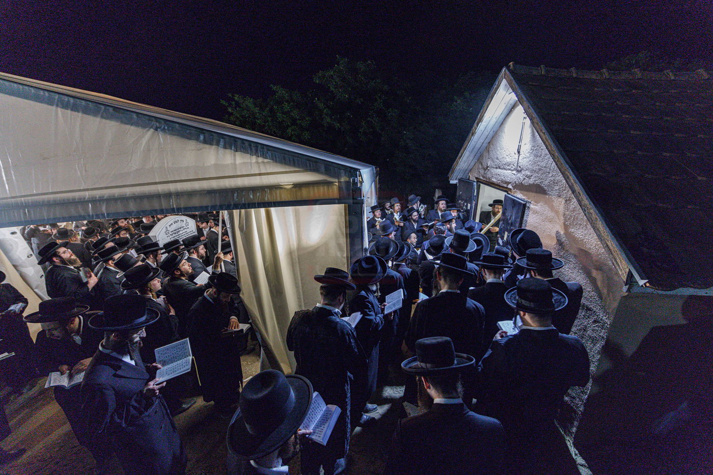 האדמו"ר מטאהש במסע הקודש להונגריה