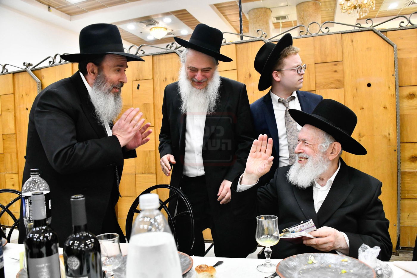 שמחת נישואי נכדת הגר"י זילברשטיין