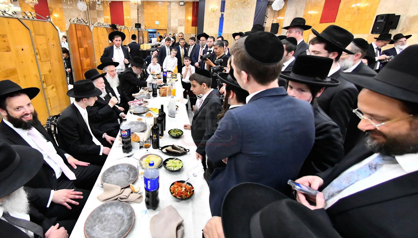 שמחת נישואי נכדת הגר"י זילברשטיין