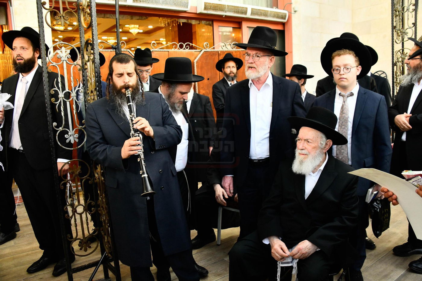 שמחת נישואי נכדת הגר"י זילברשטיין