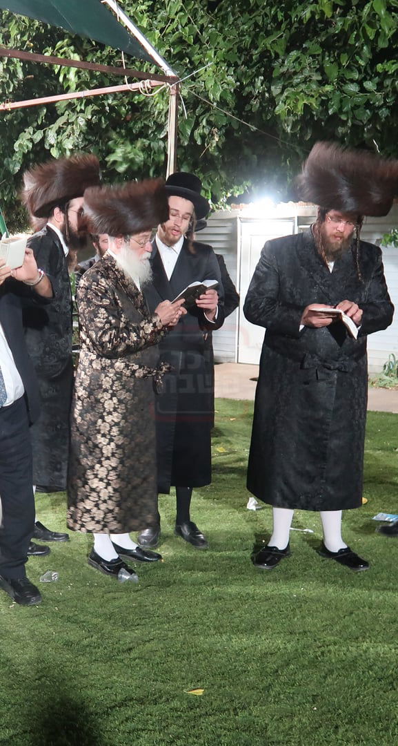 האדמו"ר מספינקא ירושלים בשבת באתרא קדישא מירון 