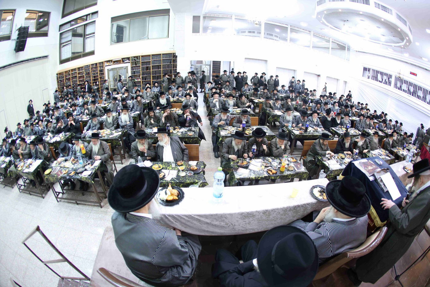 סיום מסכת בבא מציעא בחצה"ק תולדות אהרן