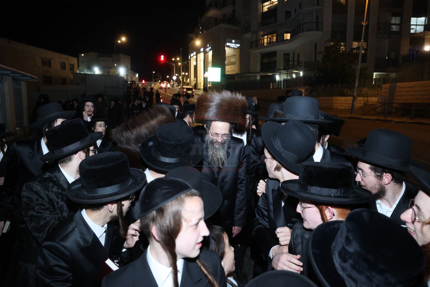 האדמו"ר מתולדות יהודה סטוטשין, במוצאי שב"ק בירושלים