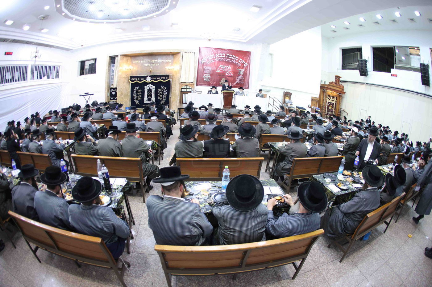 סיום מסכת בבא מציעא בחצה"ק תולדות אהרן