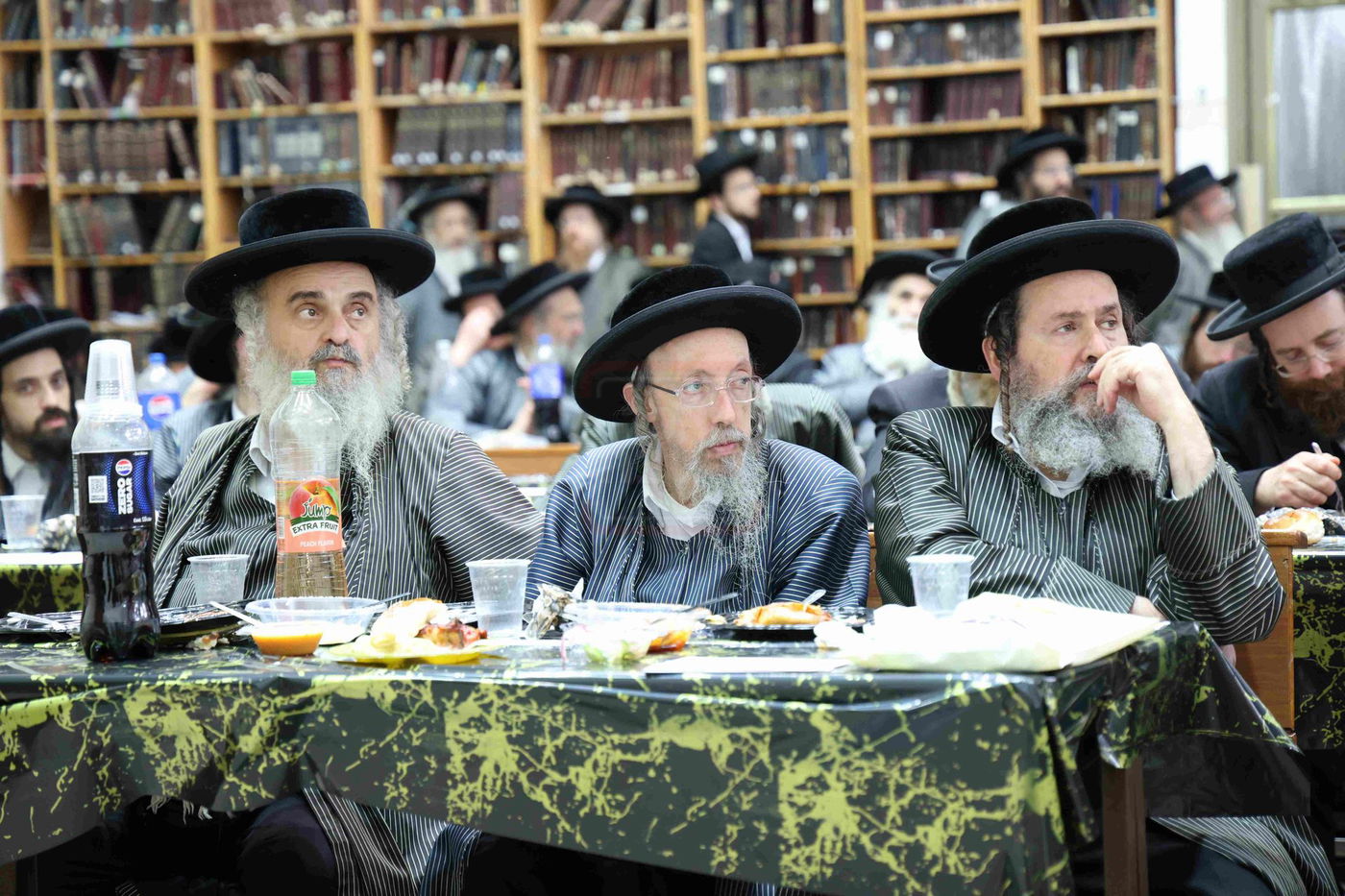 סיום מסכת בבא מציעא בחצה"ק תולדות אהרן