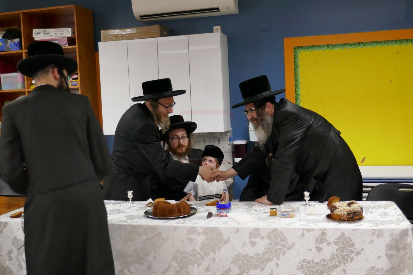 שמחת החלאקה לנין האדמו"ר מפאפא