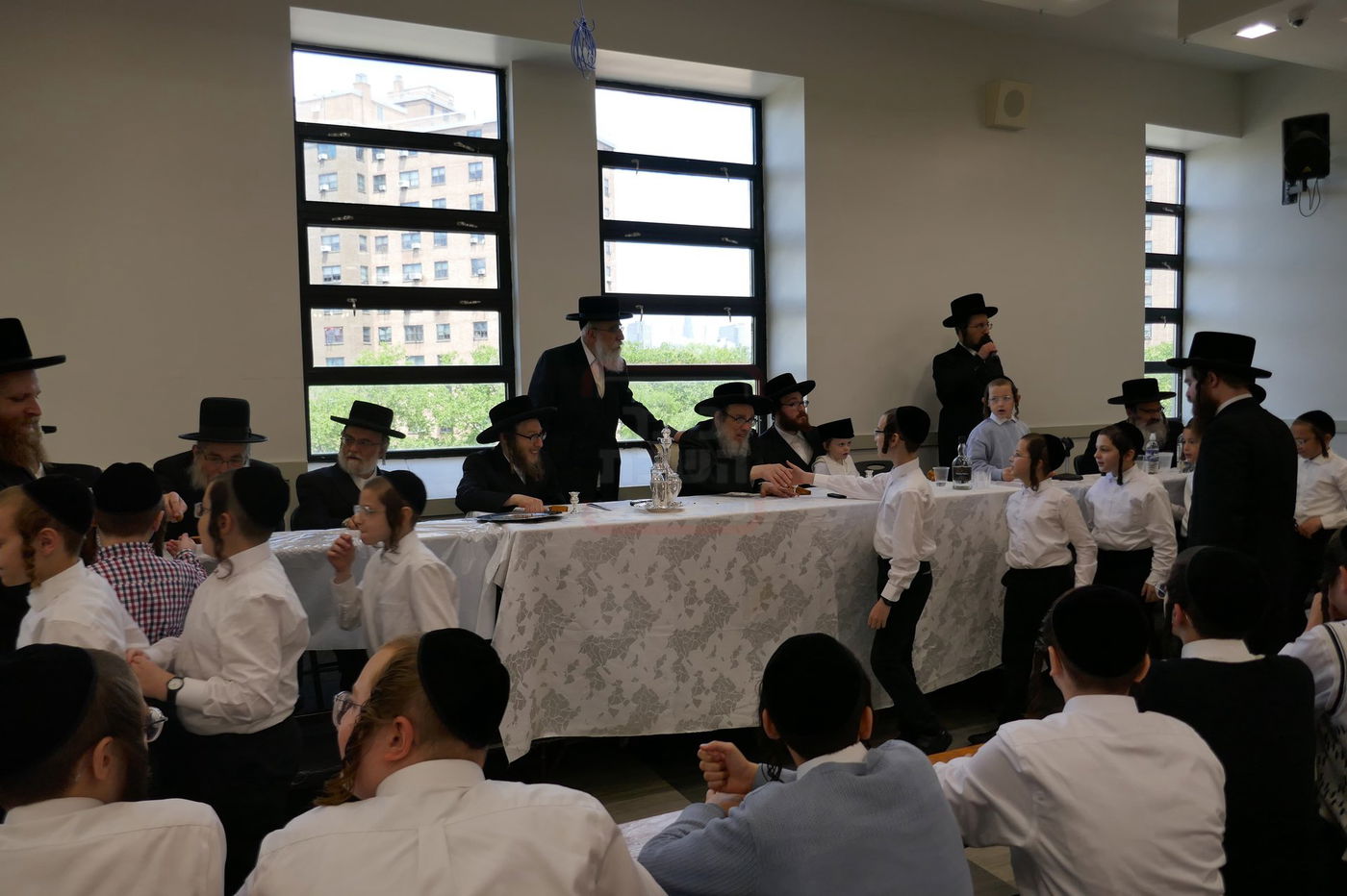 שמחת החלאקה לנין האדמו"ר מפאפא