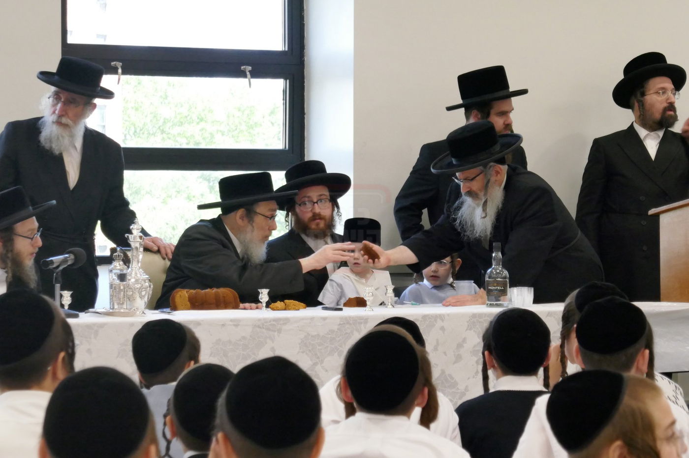 שמחת החלאקה לנין האדמו"ר מפאפא