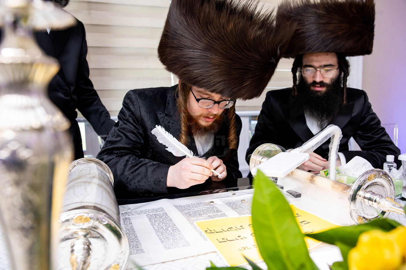 הכנסת ס"ת לביהמ"ד סאטמר בשכונת בלומינגרבורג