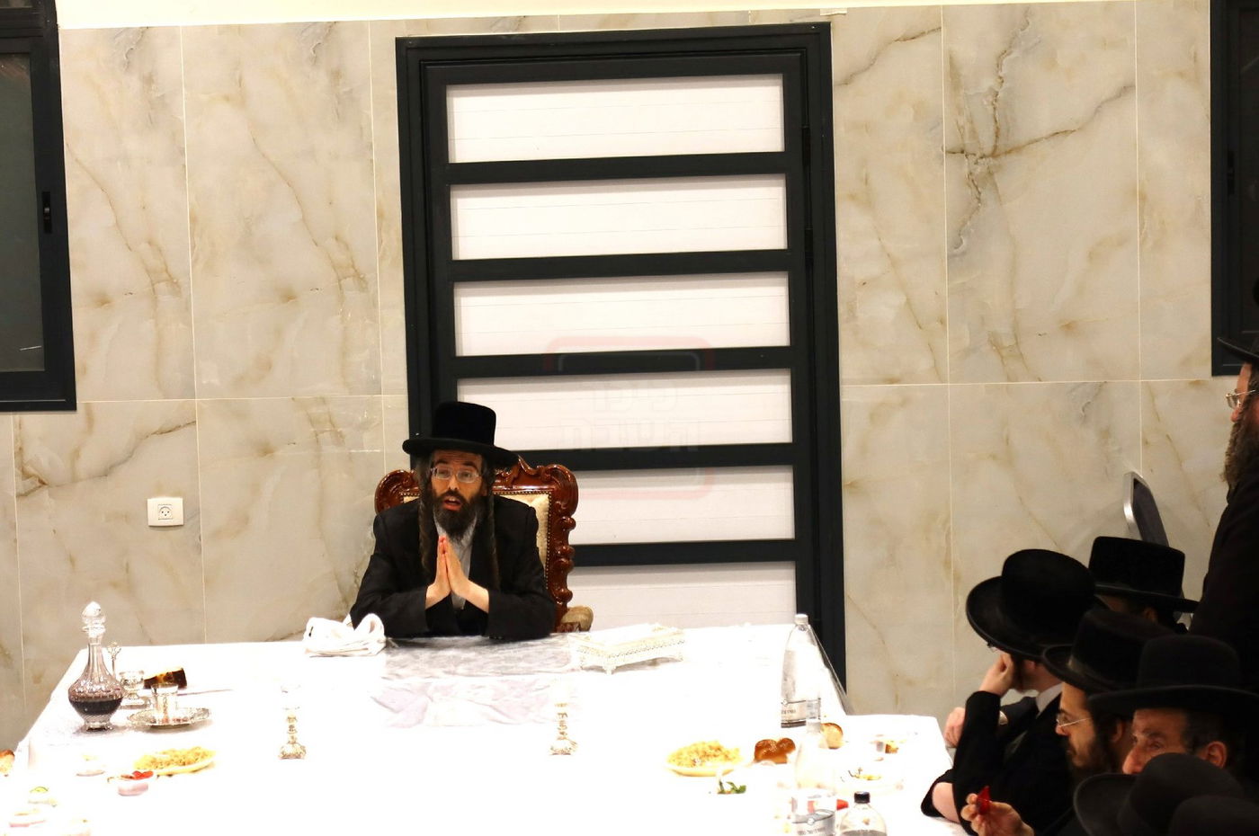 האדמו"ר מזוועהיל בסעודת הילולא לע"נ ה'אור החיים' הק'