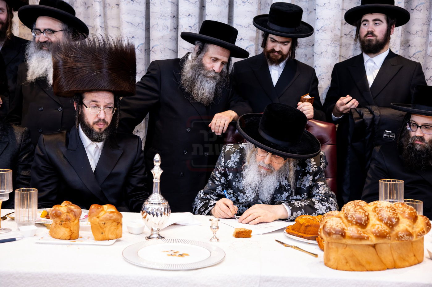 הכנסת ס"ת לביהמ"ד סאטמר בשכונת בלומינגרבורג