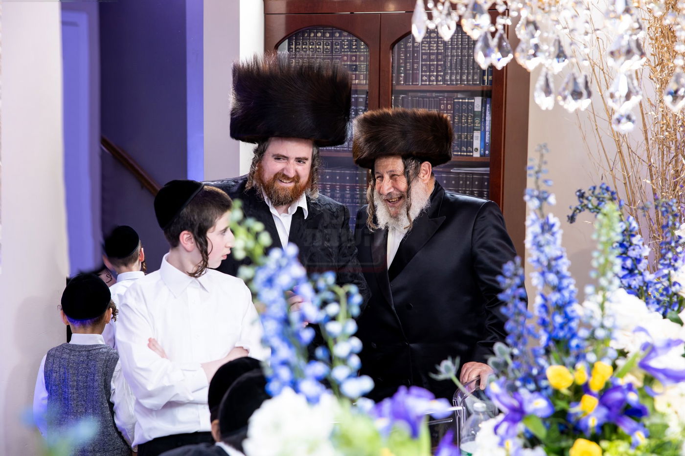 הכנסת ס"ת לביהמ"ד סאטמר בשכונת בלומינגרבורג