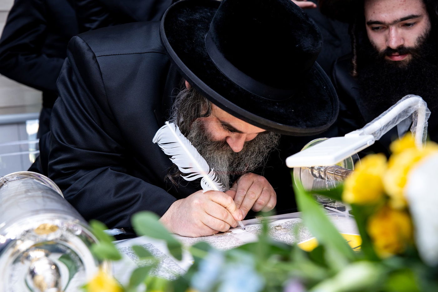 הכנסת ס"ת לביהמ"ד סאטמר בשכונת בלומינגרבורג